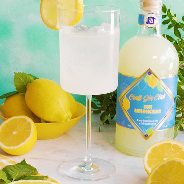 Limoncello Spritz cocktail