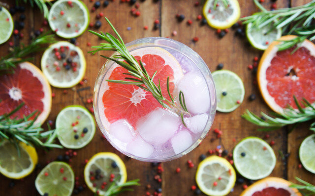 Purple G&T with grapefruit.jpeg