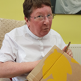 GINBOXSELFIE2.jpg