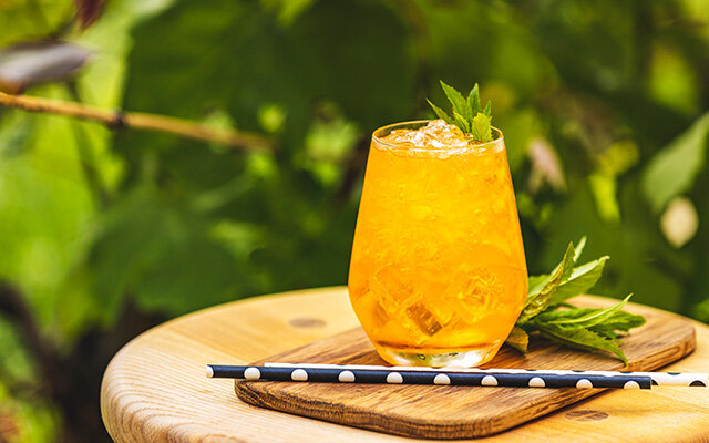 Minimalist cocktail