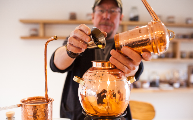 Gin copper still