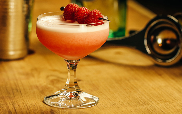 clover+club+cocktail.png