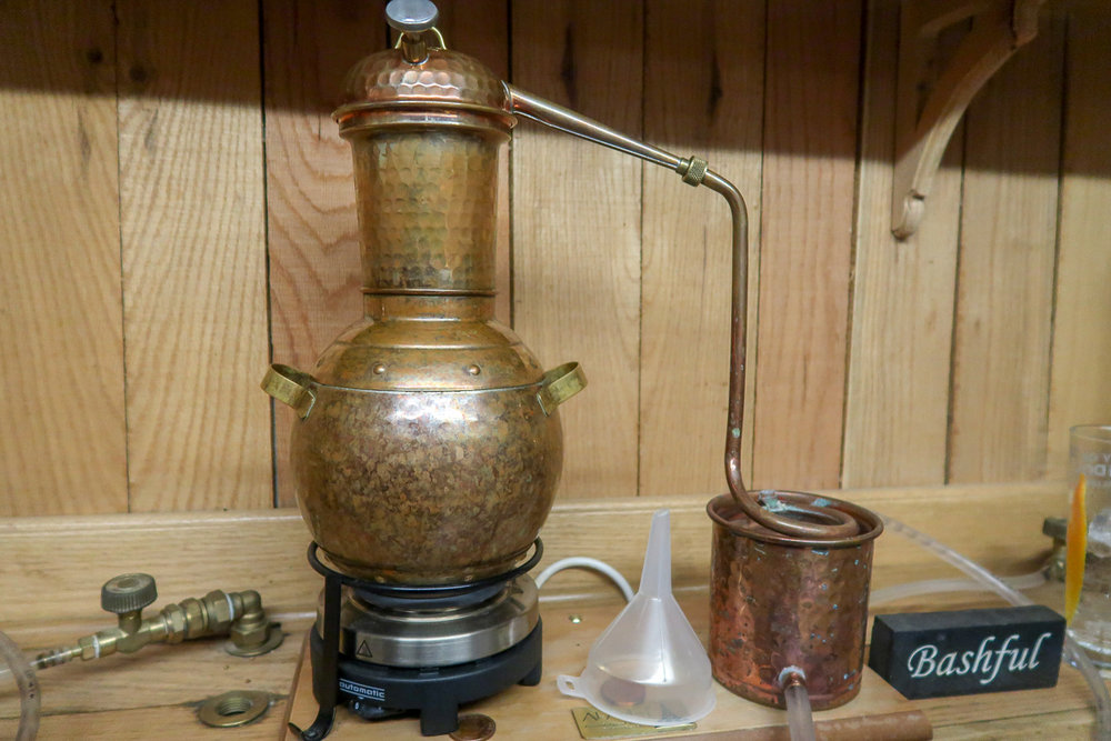How to make gin from scratch