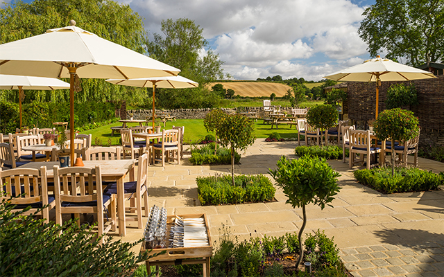 maytime-inn-burford.jpg