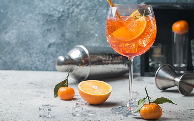 aperol-gin-rose-wine-spritz-cocktail.jpg