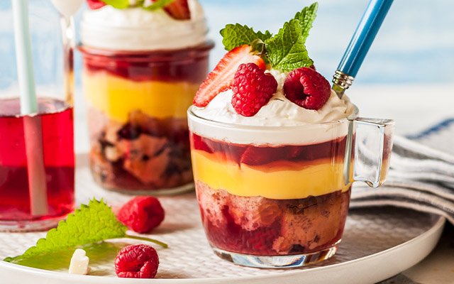Sloe Gin & Strawberry Trifle