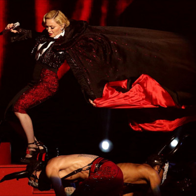Madonna cape gate brit awards