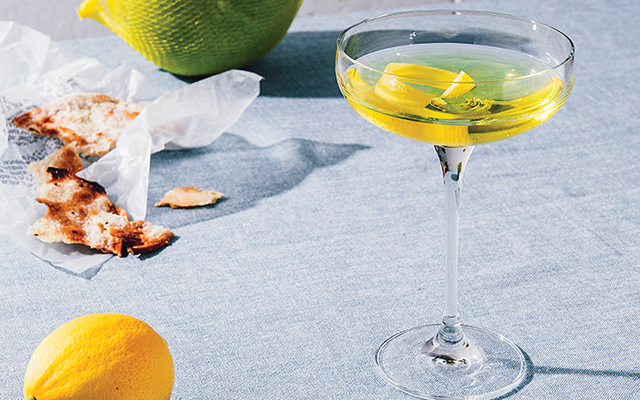 golden+bijou+gin+cocktail.png