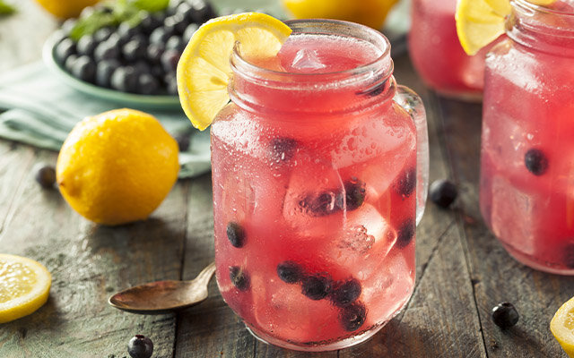 Blueberry Fizz cocktail recipe.jpg