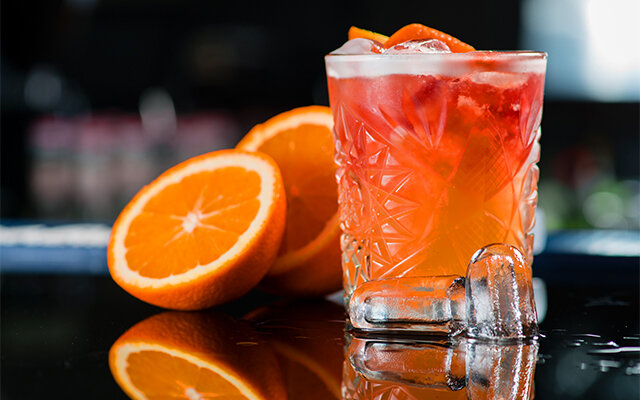 Would you like to master a Martini, or nail a Negroni? Discover how to make classic gin cocktails here! >>