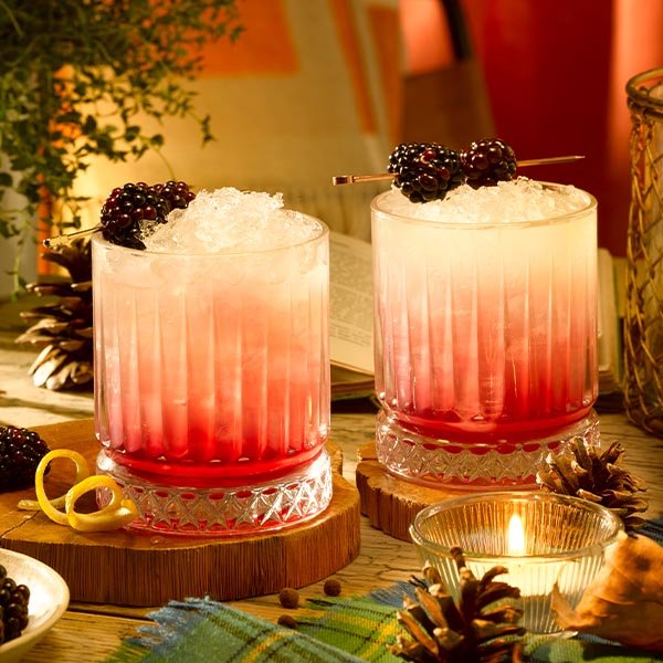 Bramble cocktail recipe with Downpour Gin