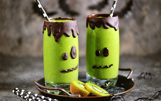 Frankenstein Halloween garnish with chocolate