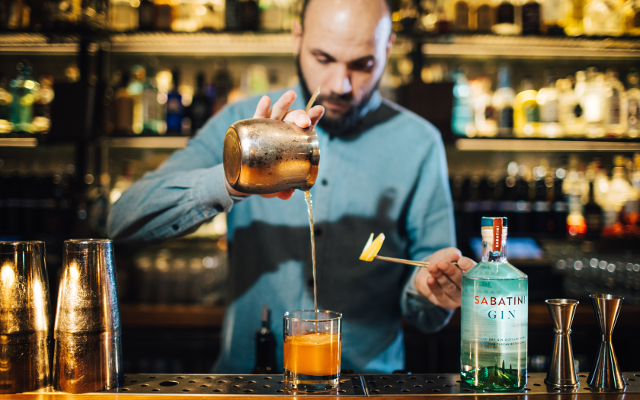 Antim Solakov of bar 214 Bermondsey making a cocktail with Sabatini gin