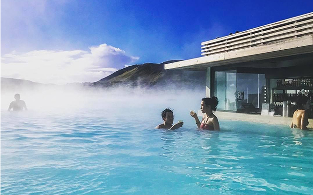 lagoon-bar-iceland.jpg