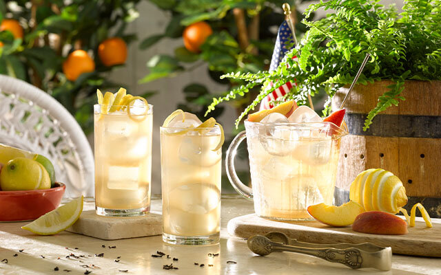Craft Gin Club's Peach Gin Iced Tea.jpg
