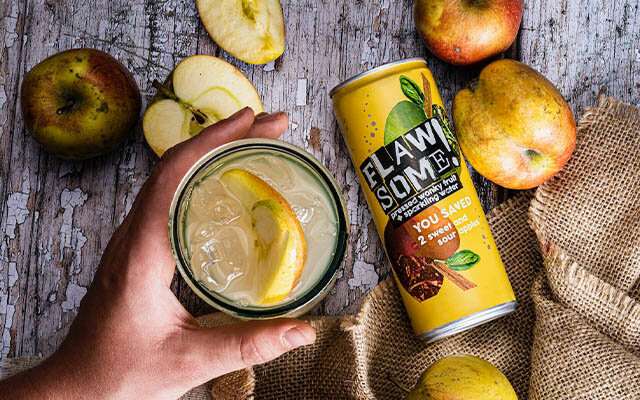 Flawsome! with apples