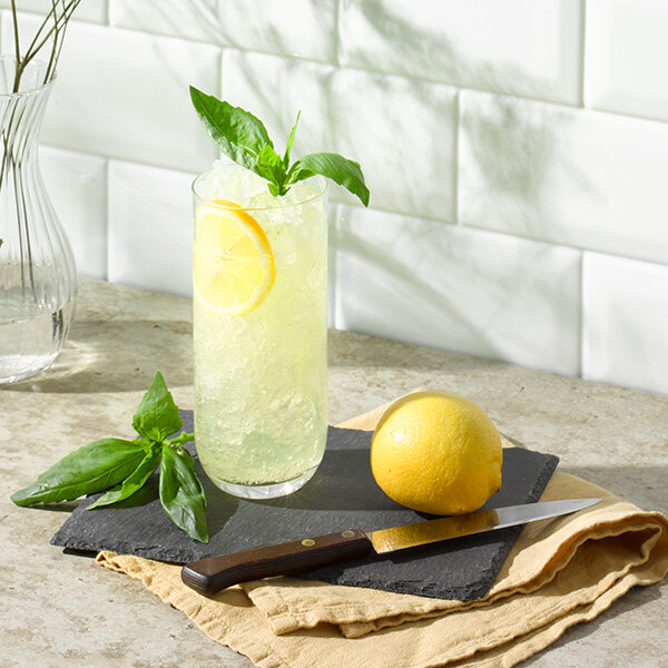 Limoncello Gin Fizz cocktail