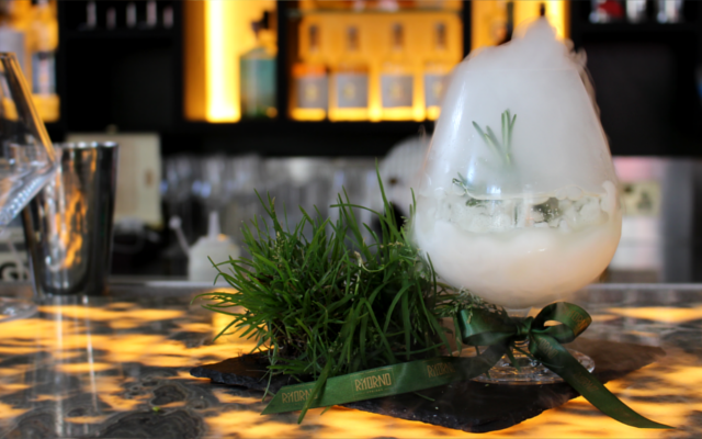 Ritorno Alphino Occitano Gin Cocktail Smoking cocktail