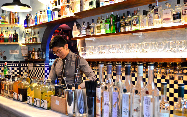 XIX bar barcelona gin bar
