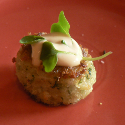 edinburgh gin valentines captivating crab cakes with lemon aioli recipe