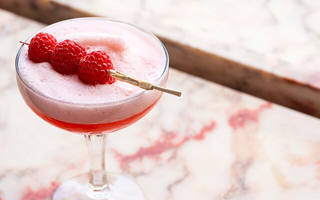 Clover Club pink gin cocktail