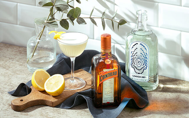 Get the recipe for this White Lady cocktail >>