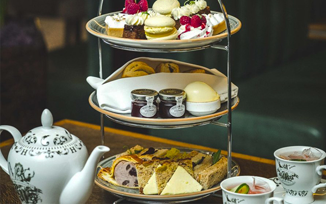 grand-york-gin-afternoon-tea.jpg