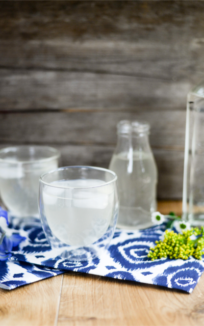Lemongrass and  ginger gin fizz