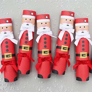 Eco-Friendly Christmas Crackers