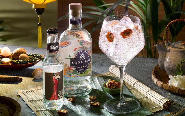 The perfect  Sông Cái Việt Nam Dry Gin & Tonic recipe