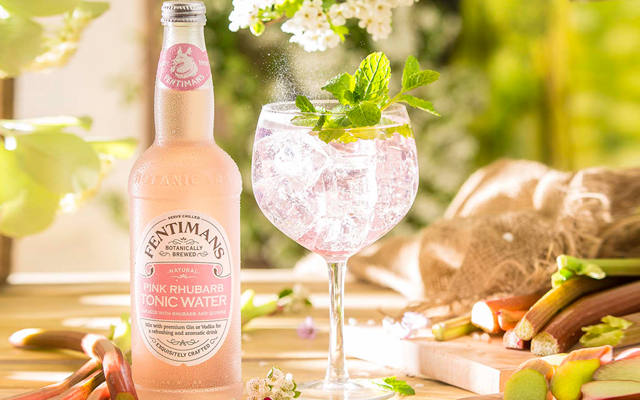Fentimans+rhibarb+cocktail.png