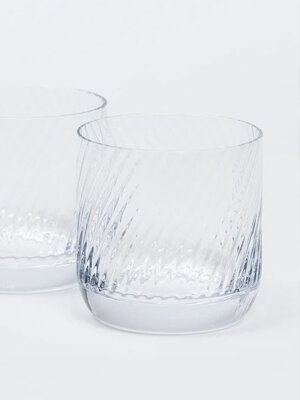 Isle of Harris gin glass.jpg