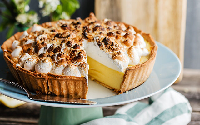 Limoncello Meringue Pie