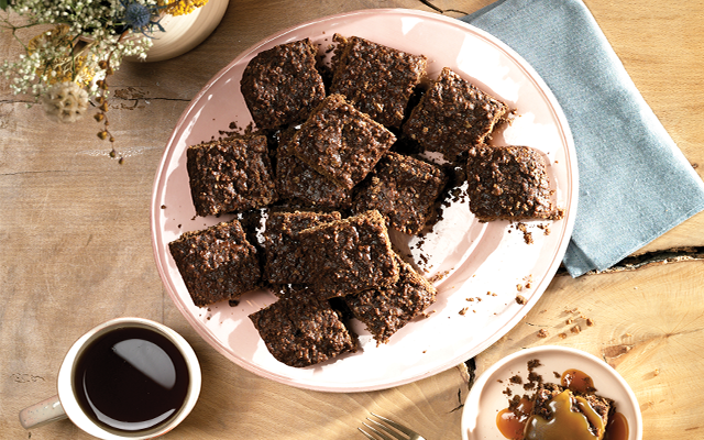 Parkin cake.png