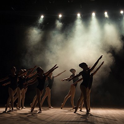 Dancers 