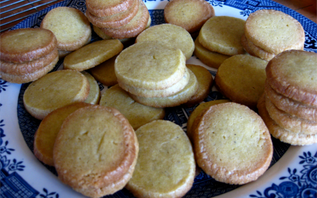 cubeb pepper shortbread biscuits