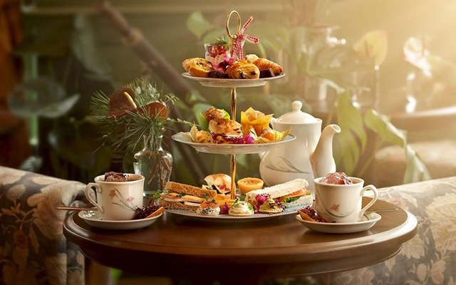 mr-foggs-afternoon-gin-tea.jpg