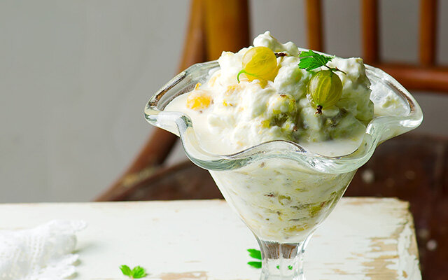 Gooseberry, Elderflower & Gin Fool Recipe