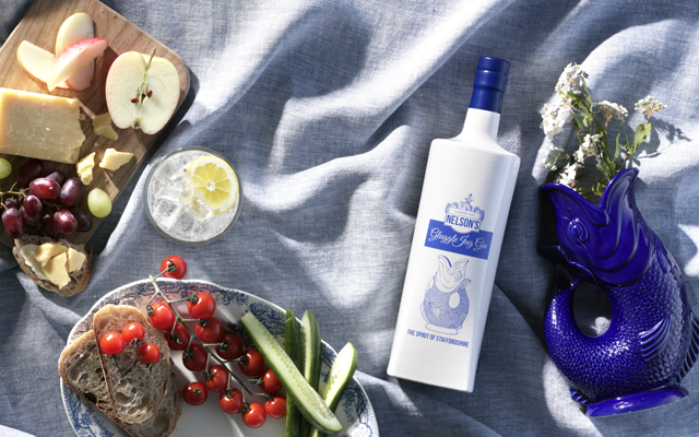 nelsons+gluggle+jug+gin.png