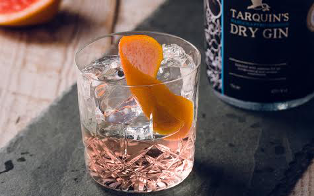 maple syrup and gin old fashioned