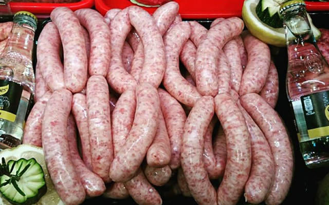 Gin and tonic sausages with schwepps tonic water