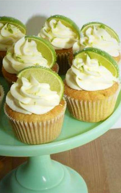 rock rose gin cupcakes