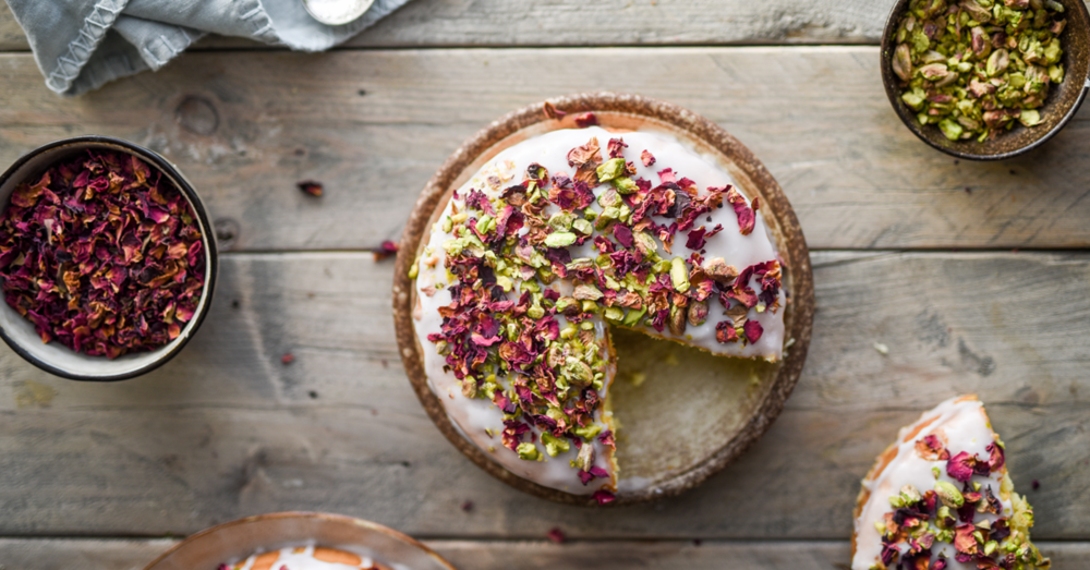 rose gin cake.png