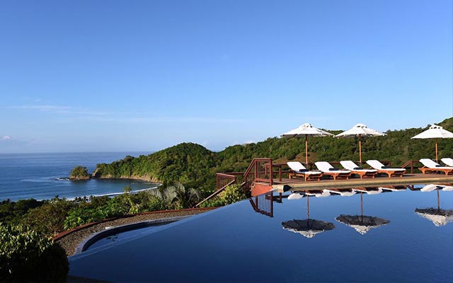 PUNTA-ISLITA-SWIMUP-BAR.jpg