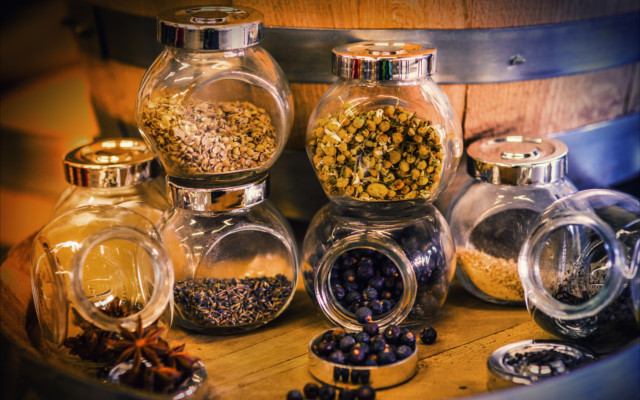 Ingredients for homemade gin
