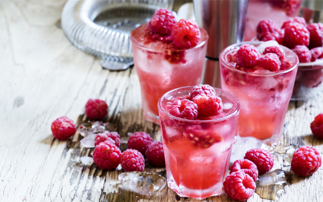 Raspberry Rose Gin Cocktail Infusion