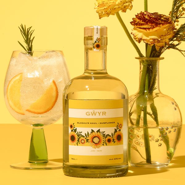 GŴYR Sunflower Gin