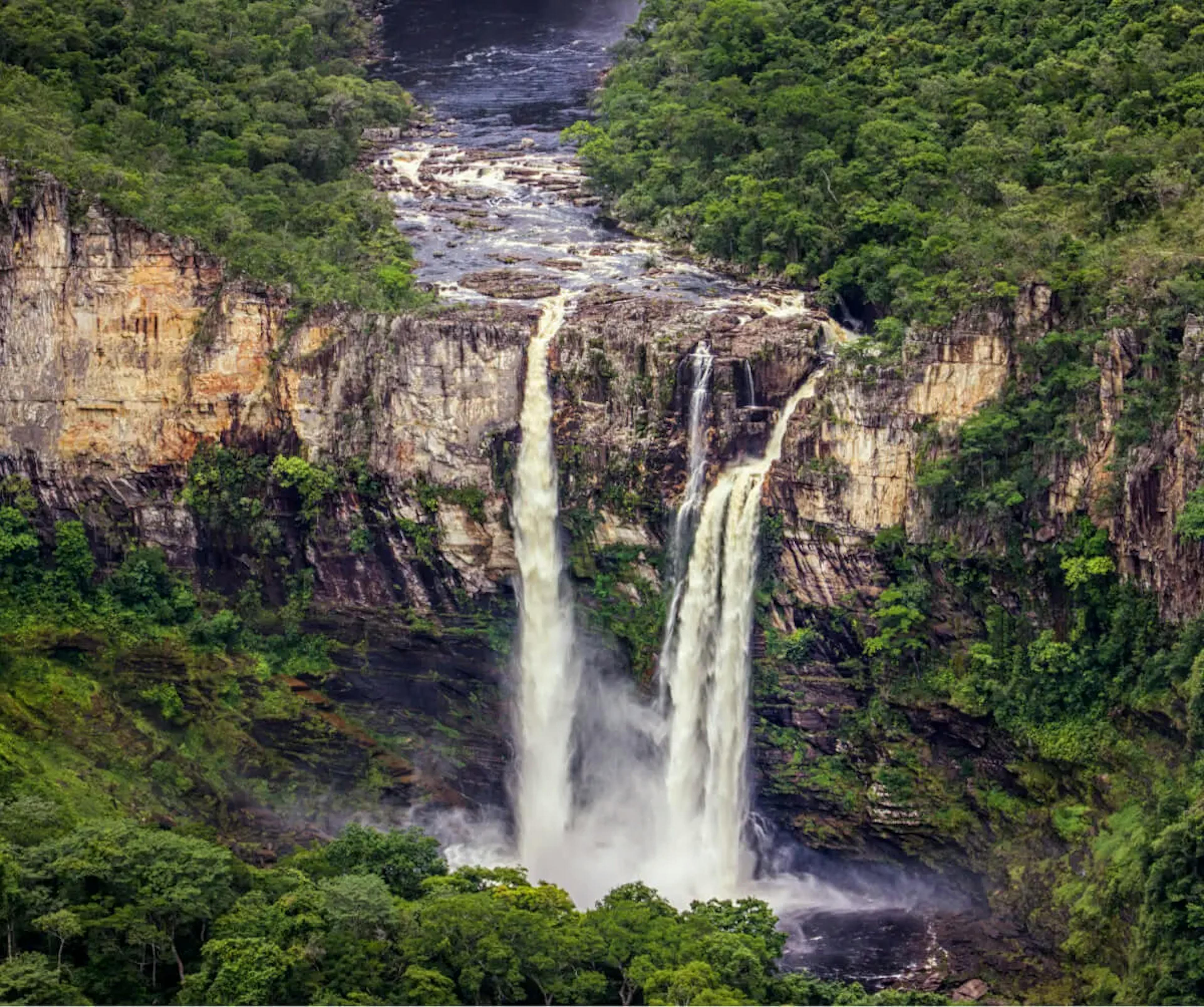 Cachoeira Salto do Rio Preto