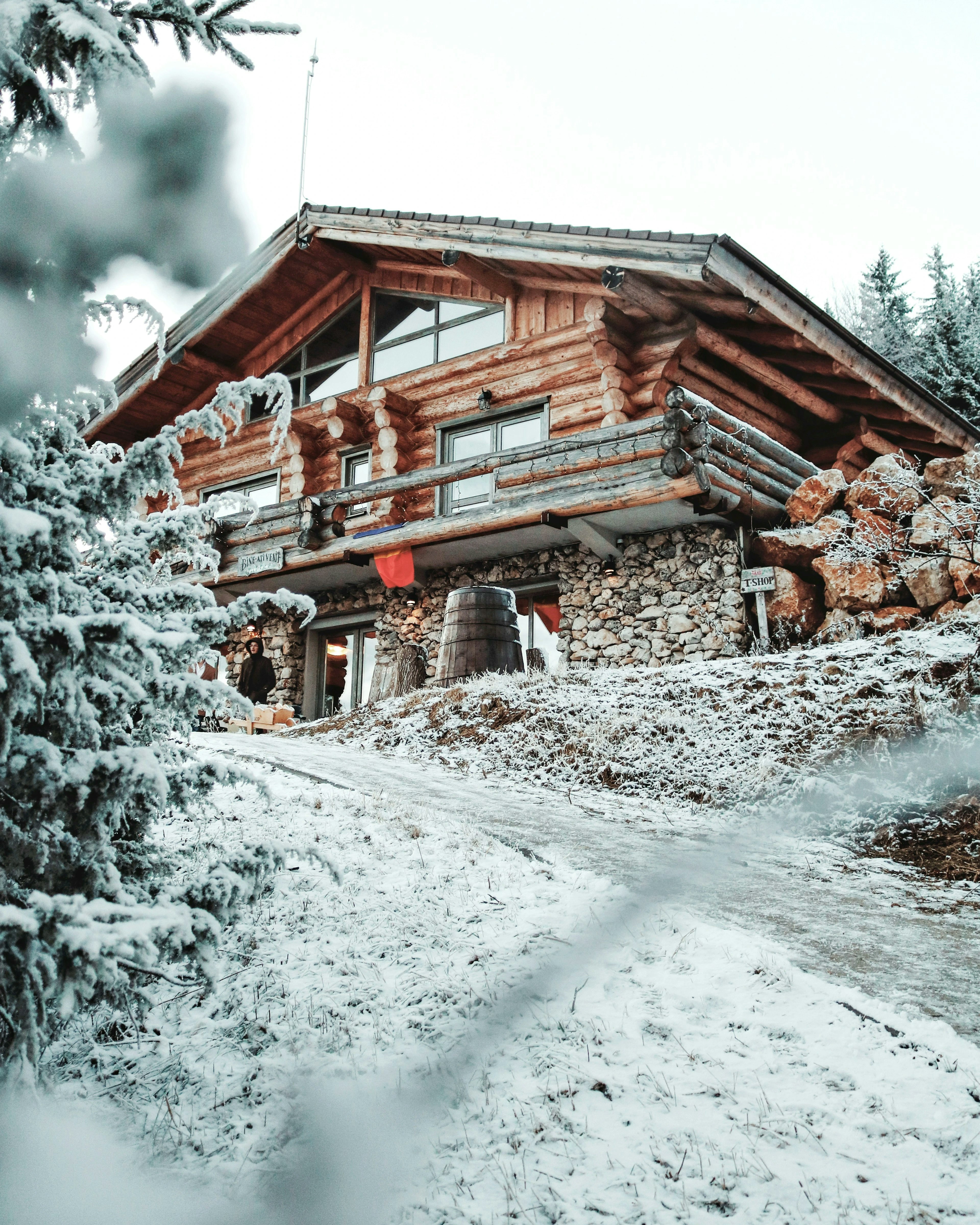 Photo du Chalet Condamin vu de l'extérieur sous la neige