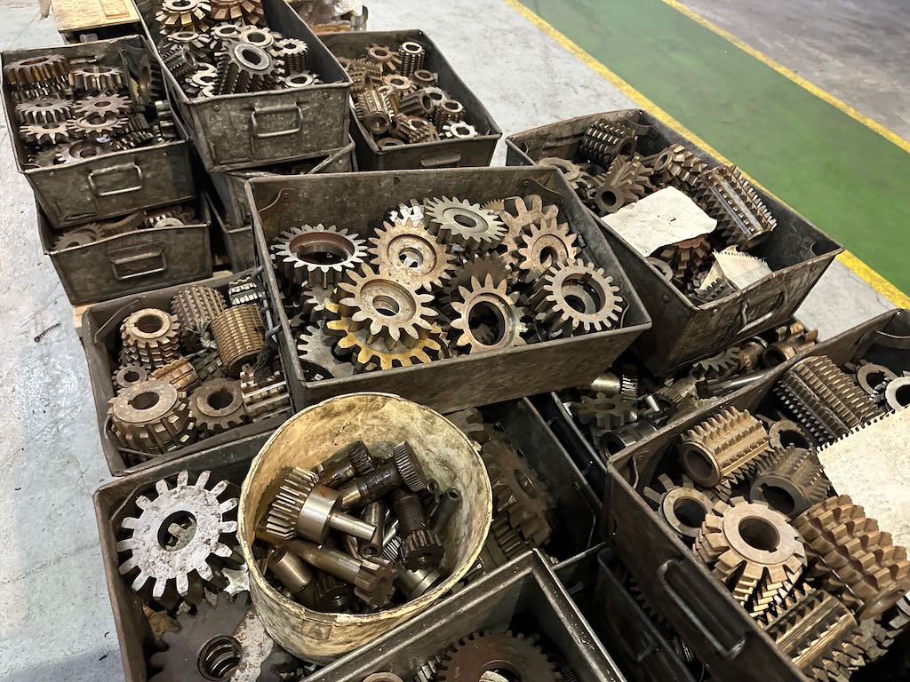 New And Used Machine Tools & Equipment